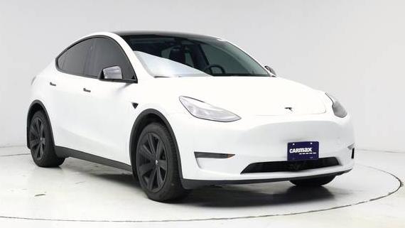 TESLA MODEL Y 2024 7SAYGDEE6RA290382 image